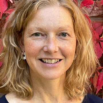 Sarah Kalhok Bourque